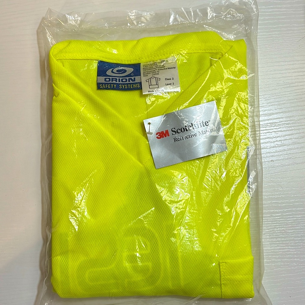 NIB Safety T shirt reflective yellow Sz Large